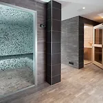 Отель Restaurant Ivan Vautier 5*