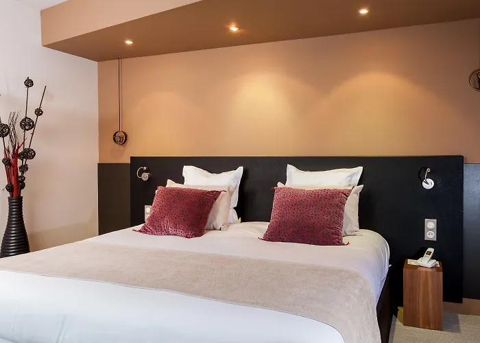 ホテル　レストラン　スパ　イヴァン　ヴォチエ‎ ホテル 5*